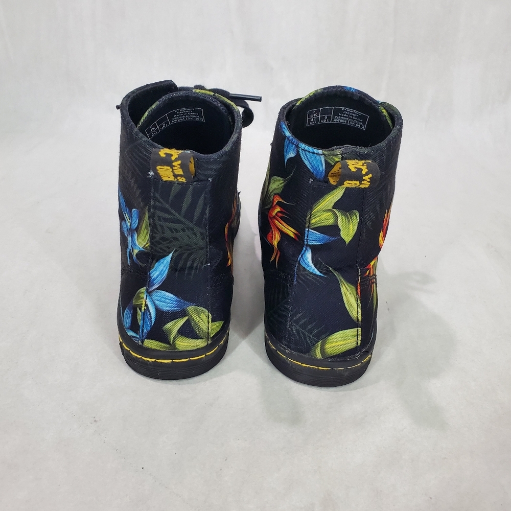 Tropical Hawaiian Canvas Hackney Doc Martens 7-Eye Boot Floral Feminine Size 9 - Picture 5 of 11